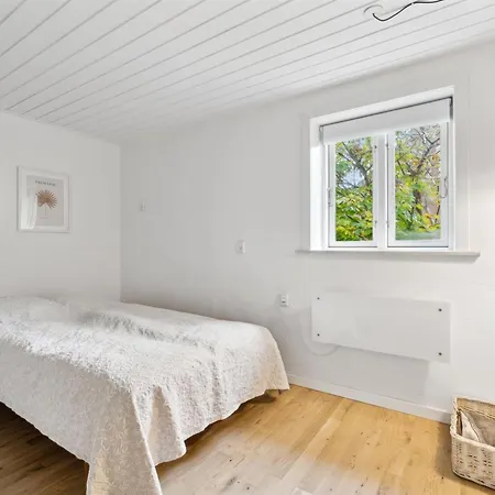 Hébergement de vacances Edele - 3-8km From The Sea By Interhome